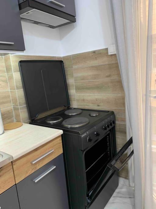 Lux Appartment , 3 Rooms Full Extra , City Center Tessalónica Exterior foto